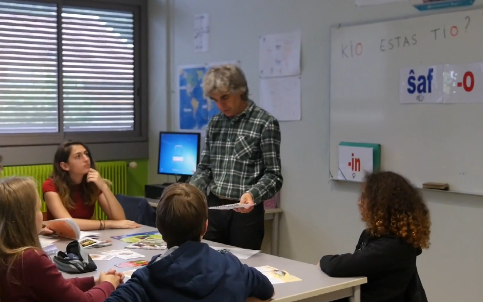 2026-10-capture_ecran_video_salins_2018-SO copie d'écran atelier espéranto du lycée en 2018